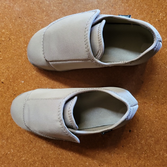 Silvert's Velcro shoes for the elderly - Picture 5 of 8